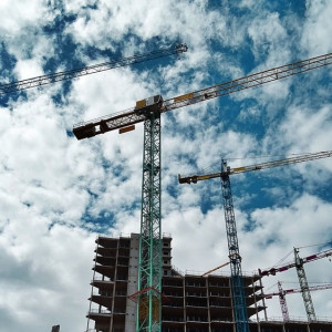 Лишние этажи проблемной многоэтажки во Владимире снесут за несколько месяцев 