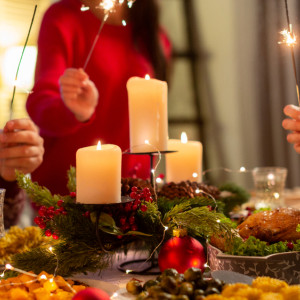 Салат с жареным сыром и апельсиновое крем-брюле. Топ-6 блюд на праздничный стол