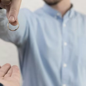 Во Владимирской области нелегал заплатил женщине 80 тыс. рублей за фиктивный брак