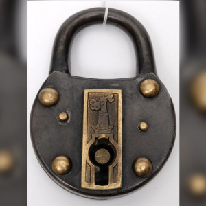 Во Владимире покажут коллекцию старинных замков
