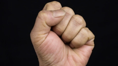 Жителя Александрова будут судить за покушение на убийство 64-летнего соседа в Рождество