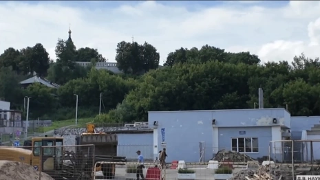 На территории Вокзальной площади во Владимире развернули ремонтный городок