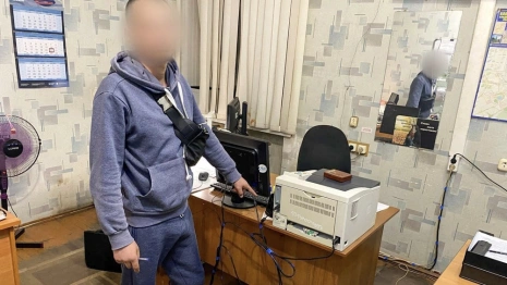 Во Владимире мигранта осудили за покупку наркотиков и попытку дать взятку полицейскому