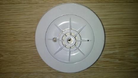 Во Владимирской области мошенники начали втридорога продавать извещатели многодетным