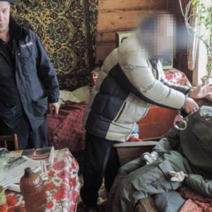 В Кольчугино мужчина до смерти избил 40-летнего брата поленом