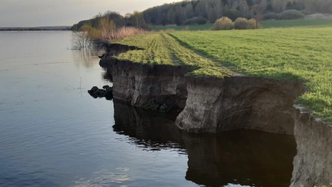 Во Владимирской области из-за половодья размыло берега Оки