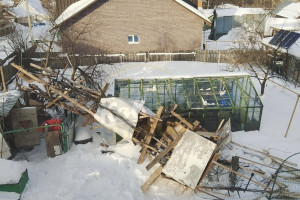 В Коврове из-за сильного ветра рухнула 20-метровая телевышка