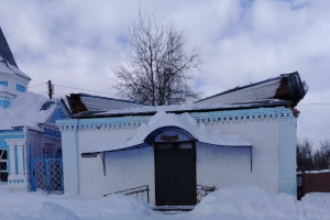 В центре Вязников рухнула крыша здания рынка