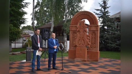 Во Владимирской области установили уникальный памятник армянской архитектуры хачкар