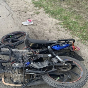 В Судогодском районе 15-летний мальчик на мопеде влетел в иномарку