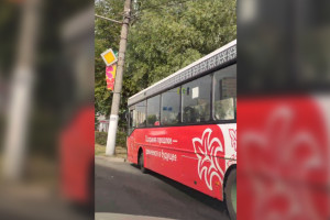 Появились подробности ДТП с автобусом и столбом у площади Победы во Владимире