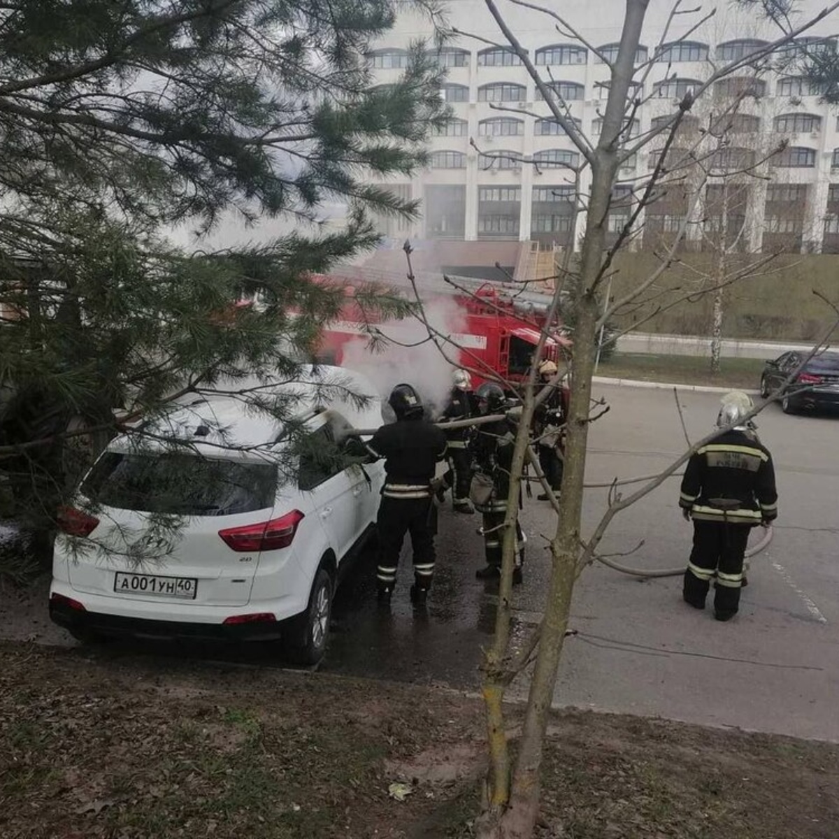 Во Владимире сгоревшая машина у Белого дома принадлежала Инне Дыровой -  День во Владимире