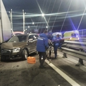 На М-12 во Владимирской области столкнулись 3 фуры и 5 легковушек