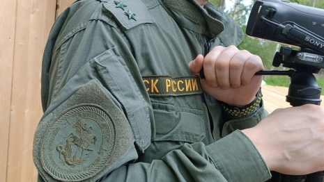 Житель Меленок взял в заложники двоих студентов и избивал их ножкой от табурета