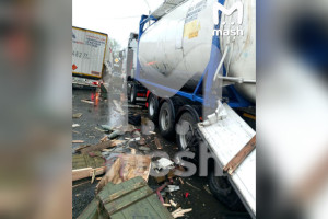 Недалеко от Владимирской области фура с боеприпасами попала в ДТП