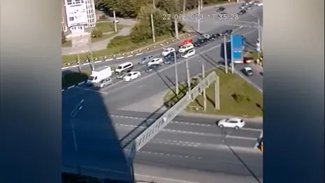 Во Владимире перебегавший трассу мужчина попал под машину