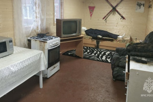 Спасатели показали владимирским студентам уснувшего с горящей сигаретой алкоголика