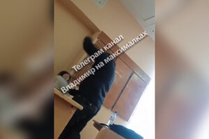 Во Владимире учитель английского избил 7-классника на уроке