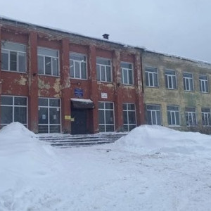 В школе в Киржачском районе нашли грибок на потолке и стенах