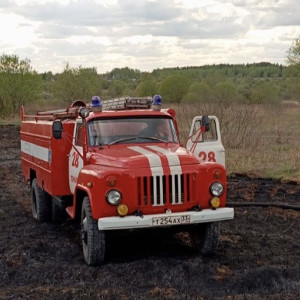 Во Владимирской области дважды за сутки загорелась сухая трава