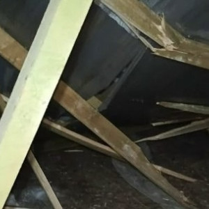 В Струнино рухнула крыша 5-этажного дома