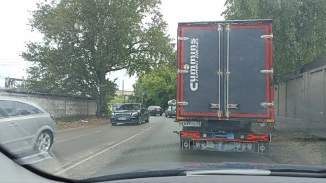 Во Владимире встала в мертвой пробке крупная улица