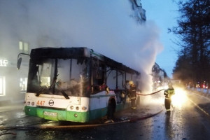 Во Владимире заменят сгоревший автобус