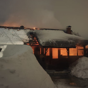 В Карабаново баня сгорела дотла