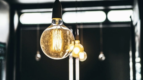 Владелец участка во владимирской «Барвихе» отсудил 90 тыс. рублей за отключение света