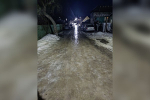 Мэр Владимира обвинил в обледеневших тротуарах температурные качели