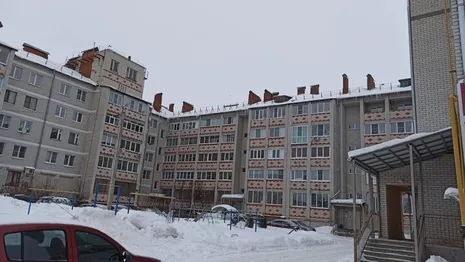 В Юрьев-Польском крышу многоэтажки очистили от сосулек после наказания руководителя ТСЖ