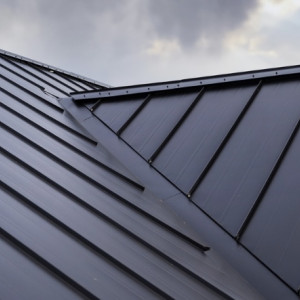 Во Владимире подрядчик обманул управляющую компанию на 370 тысяч при ремонте крыши