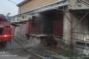 В Коврове загорелось производство дверей