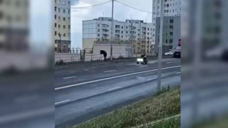 Двое детей проехались по дорогам Владимира на квадроцикле