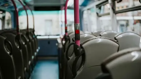 В Ярославской области автобус с владимирскими школьниками улетел в кювет и перевернулся