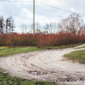 Более 50 жителей поселка под Суздалем лишились возможности строить дома из-за бездорожья