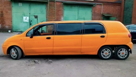 В Коврове на продажу выставили шестиколесный лимузин на базе Daewoo Matiz по цене iPhone