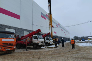 Погибшим на стройке Wildberries во Владимирской области оказался 38-летний узбек