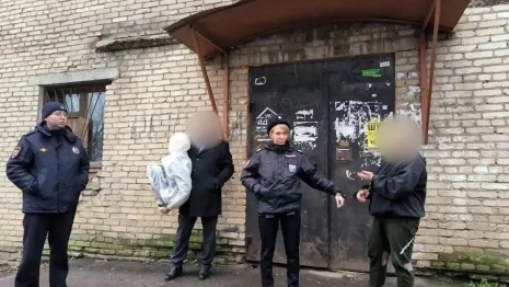 Жительницу Александрова будут судить за попытку зарезать знакомого в общежитии