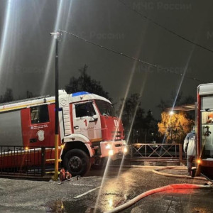 Во Владимире при пожаре эвакуировали 15 взрослых и 10 детей