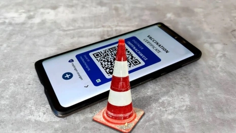 Во Владимирской области вход в администрацию по QR-кодам ввели незаконно