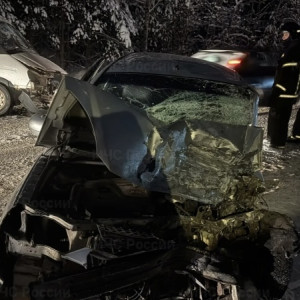 В Киржаче машину разворотило после ДТП с 3 авто