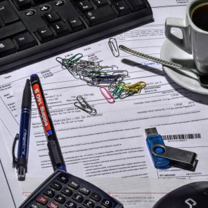 В Судогде главбух заработала полмиллиона, устраивая в кинотеатр «мертвые души»