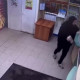 Житель Владимирской области с кирпичом ограбил аптеку в Москве