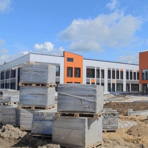 Строительство крупнейшей во Владимирской области школы завершат в 2025 году