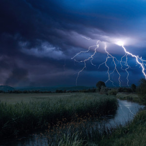 Гроза с дождем обрушится на Владимирскую область 23 и 24 апреля