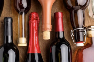 Двое жителей Коврова украли у знакомого пять бутылок алкоголя