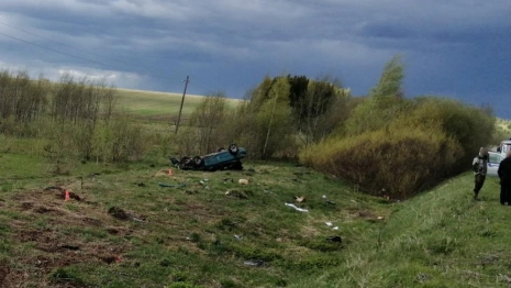 Во Владимирской области в перевернувшейся иномарке погиб 35-летний водитель