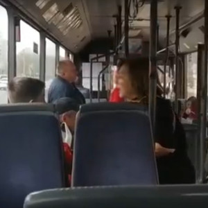 Во Владимире кондуктор попыталась высадить подростка из автобуса