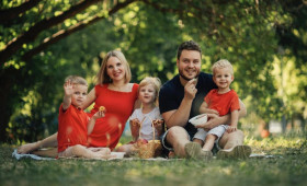 Во Владимирской области изменили условия назначения ежемесячных пособий для многодетных